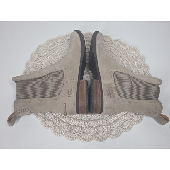 UGG Wmn Hillhurst II Chelsea Desert Boot Shoes Suede Ribbed Trim Waterproof Y2K* - Picture 11 of 16